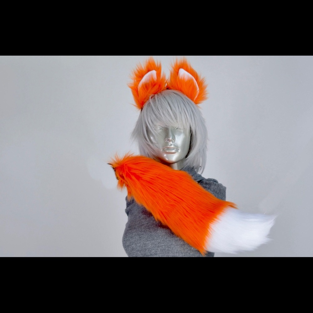 FOX 🦊 EARS & TAIL!!! Just in time for 🎃